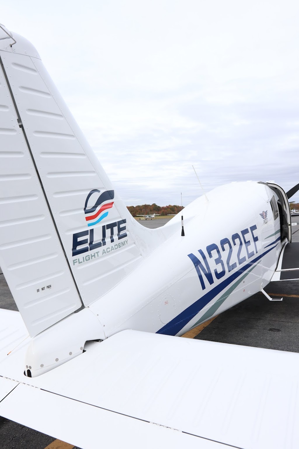 Elite Flight Academy | 1673 Aviation Wy, Lexington, NC 27292, USA | Phone: (800) 669-0250
