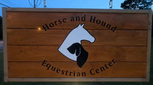 Horse & Hound | 1433 Big Bethel Rd, Hampton, VA 23666, USA | Phone: (757) 238-9681