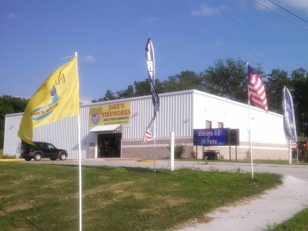 Jakes Fireworks | 3434 SE Washington Blvd, Bartlesville, OK 74006, USA | Phone: (918) 332-8610