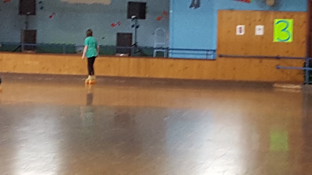 Joycrest Skating Rink | 1570 Lake St, Elmira, NY 14901, USA | Phone: (607) 732-0494