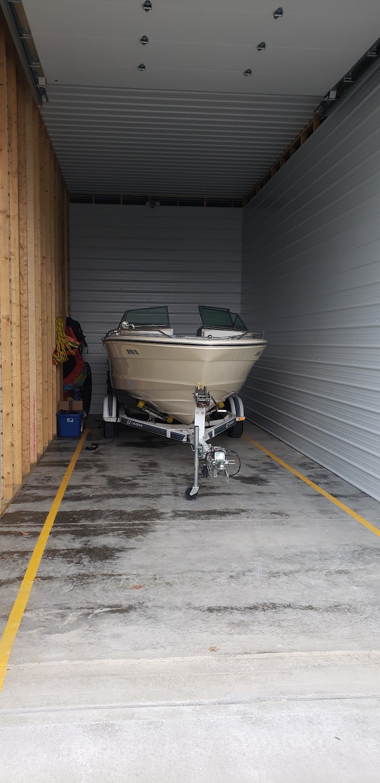 Brookville Lake Boat Storage | 8007 Pea Ridge Rd, Brookville, IN 47012, USA | Phone: (765) 265-7699