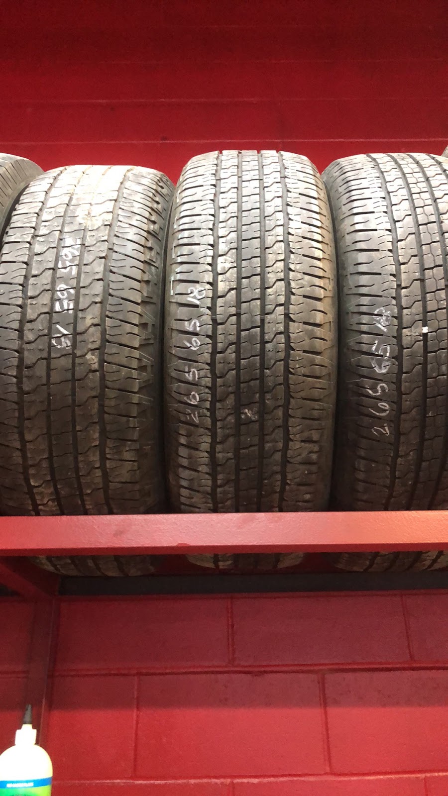 House Springs Auto llc | 526 Twin View Dr, Villa Ridge, MO 63089, USA | Phone: (314) 651-1555