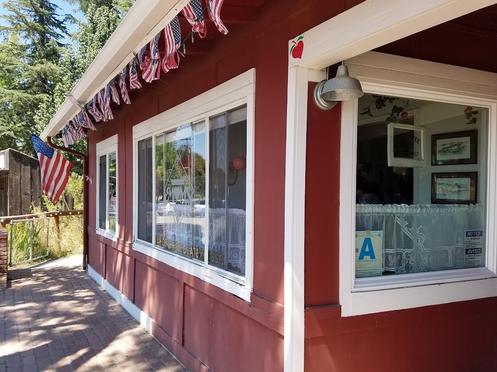 Moms Pie House - Wynola | 4510 CA-78, Julian, CA 92036, USA | Phone: (760) 765-2264