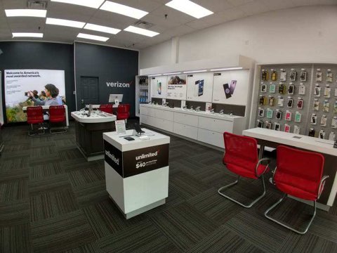Verizon Authorized Retailer - Russell Cellular | 6333 Camp Bowie Blvd Ste 224, Fort Worth, TX 76116 | Phone: (682) 385-9660