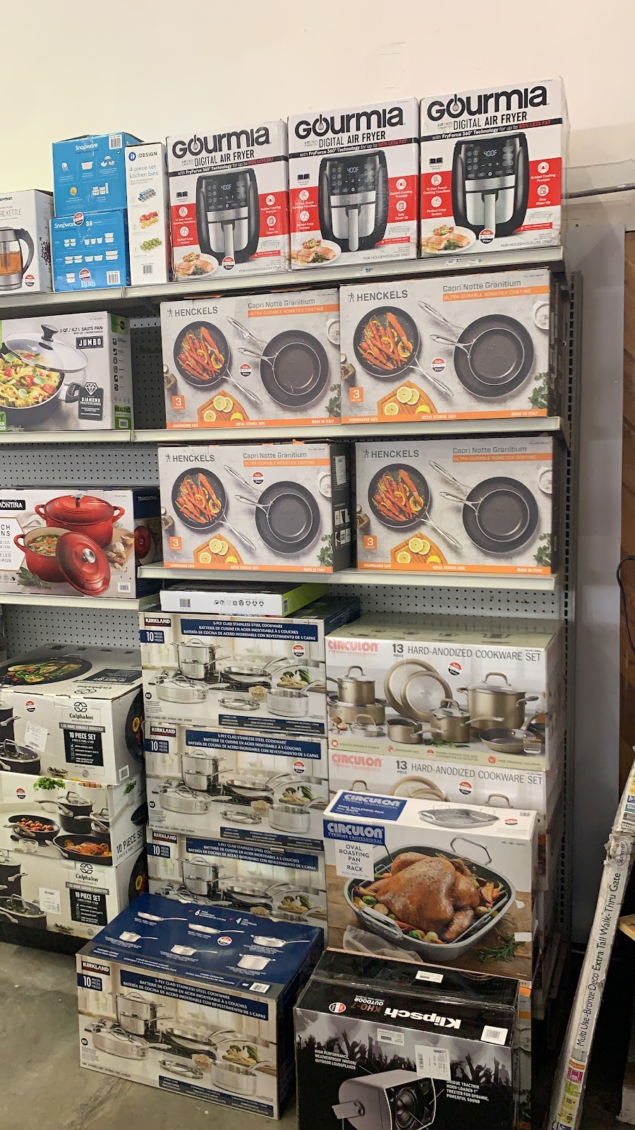 Overstock Corner - Appliance Store in Lake Elsinore | 32391 Riverside Dr #17, Lake Elsinore, CA 92530, USA | Phone: (424) 355-4406