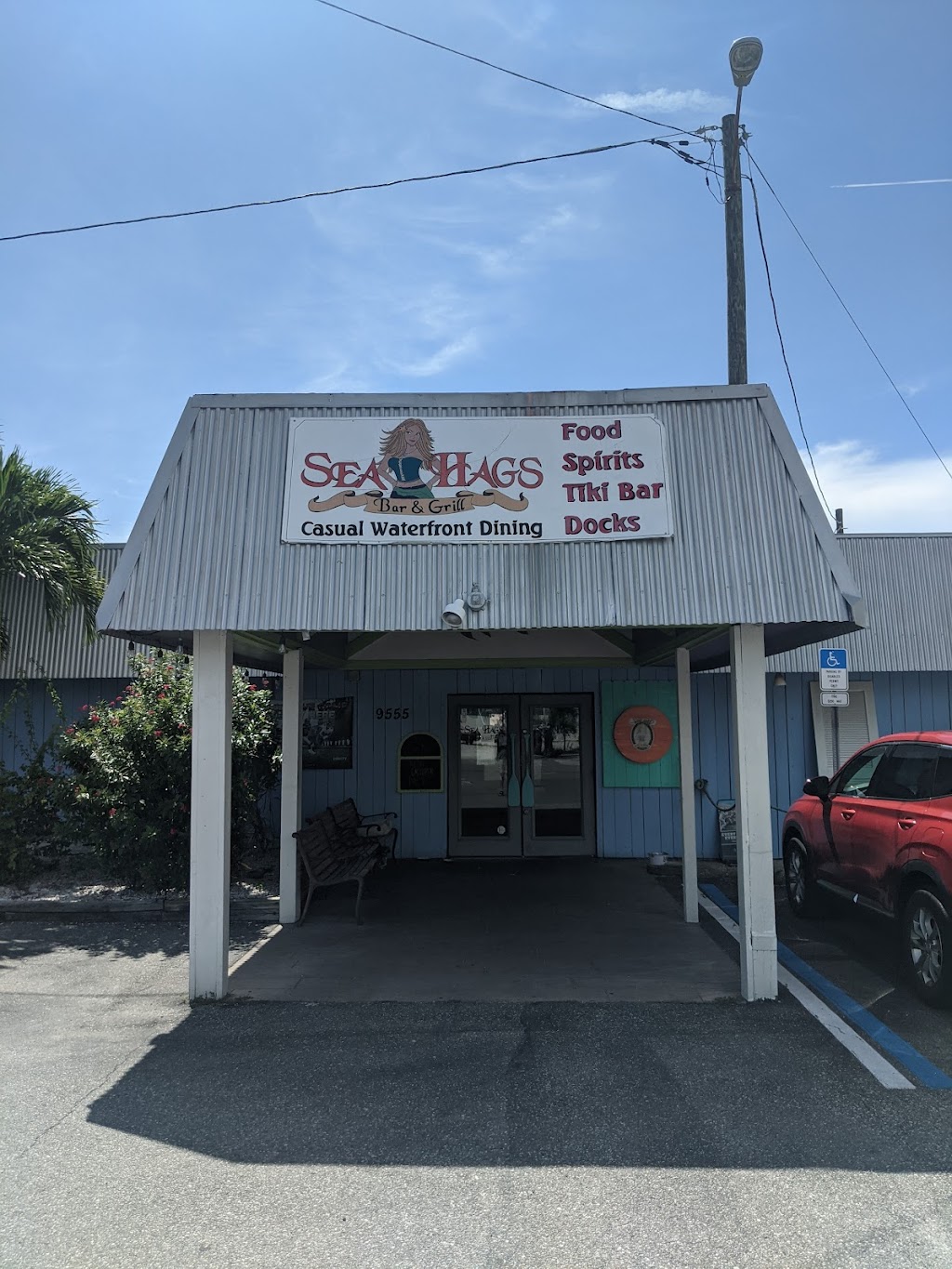 Sea Hags Bar and Grill | 9555 Blind Pass Rd, St Pete Beach, FL 33706, USA | Phone: (727) 360-2800