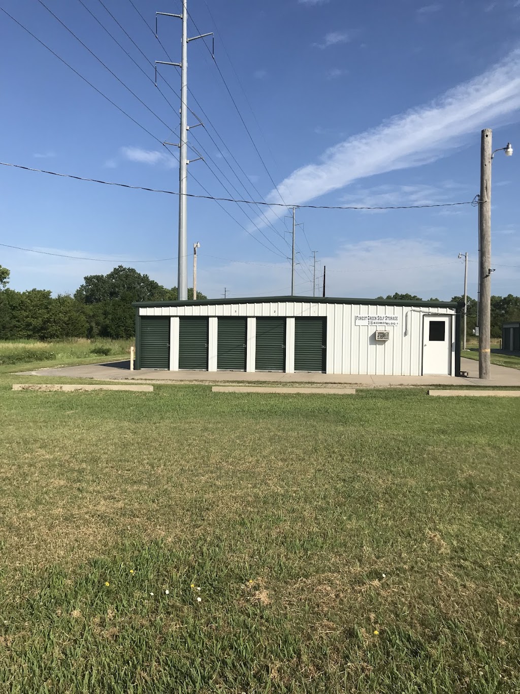 Forest Green Self Storage | 435 Industrial Rd, Halstead, KS 67056, USA | Phone: (316) 833-4635