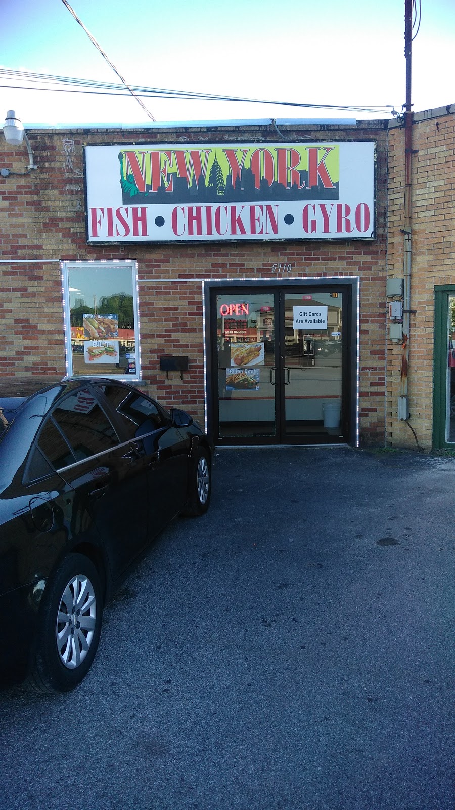 New York Fish & Chicken Gyro | 5110 N Belt W, Belleville, IL 62226, USA | Phone: (618) 222-1700