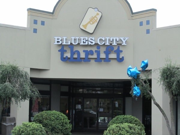 Blues City Thrift Store | 6685 Quince Rd #110, Memphis, TN 38119, USA | Phone: (901) 552-5197