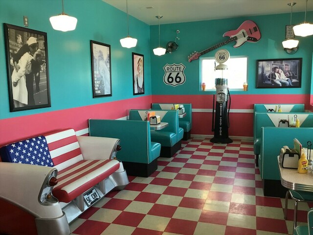 Twistee Treat Diner at The Pink Elephant | 908 Veterans Memorial Dr, Livingston, IL 62058, USA | Phone: (618) 637-2544