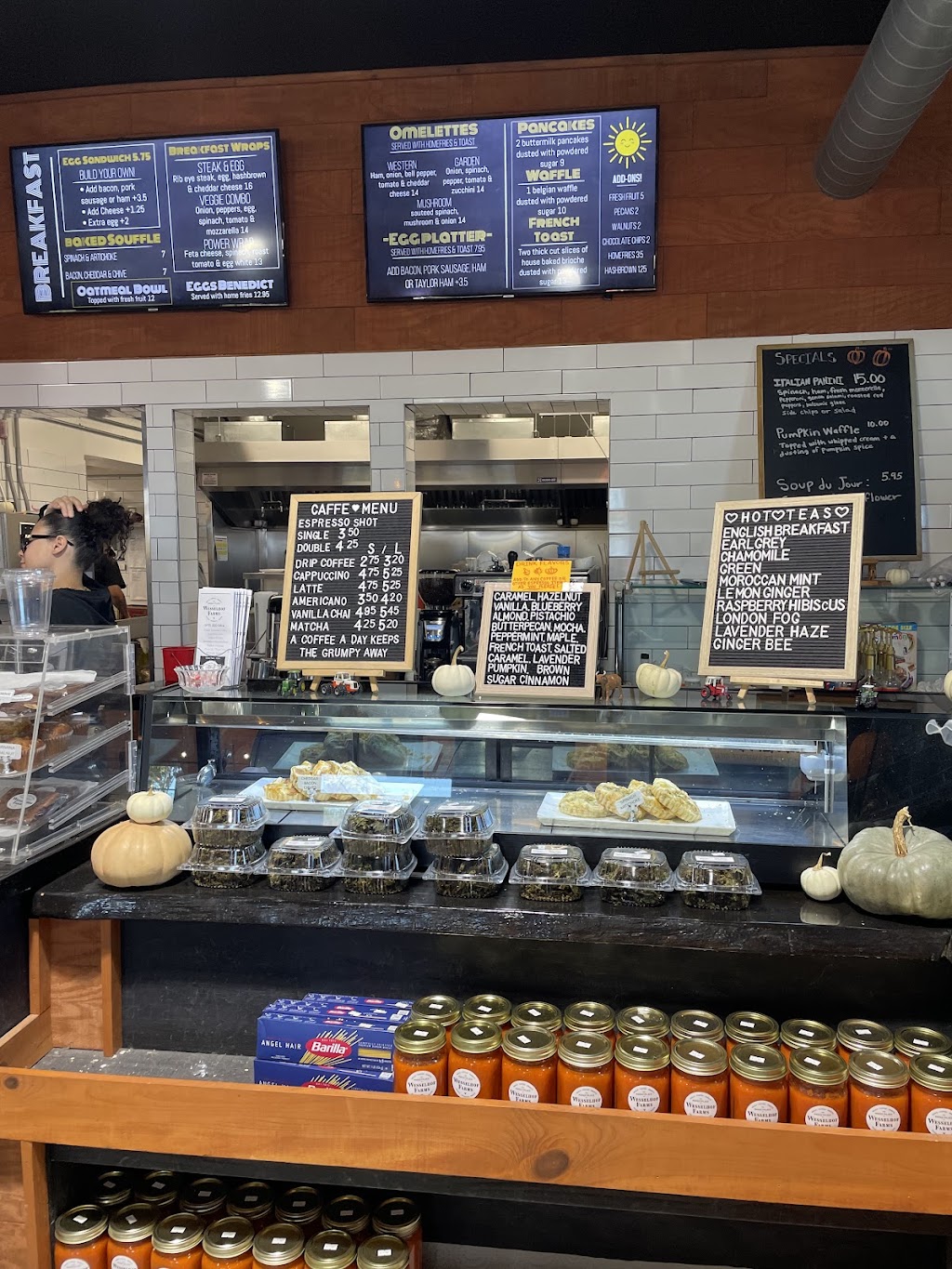 The Marketplace at Wesselhof Farms | 58 Sunset Inn Rd, Lafayette Township, NJ 07848, USA | Phone: (973) 300-0612