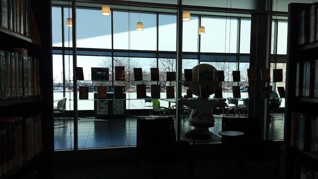 Hardwood Creek Library | 19955 Forest Rd N, Forest Lake, MN 55025, USA | Phone: (651) 275-7300