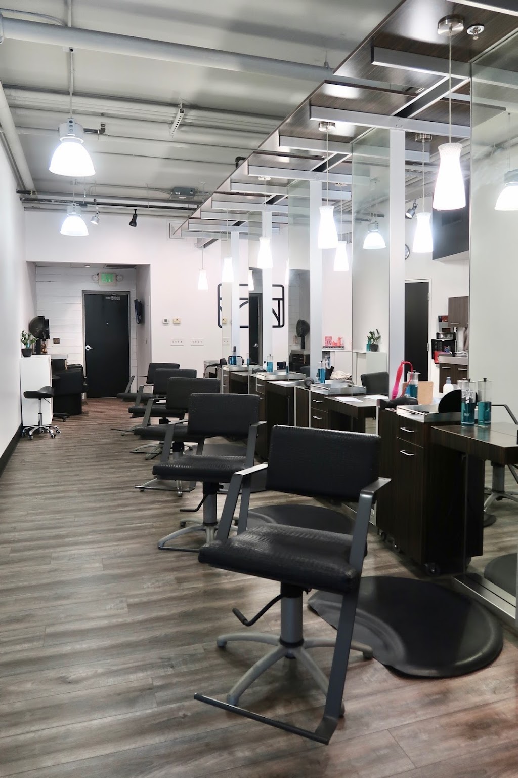 Urban Evolution Salon Franklin | 1109 Davenport Blvd #300, Franklin, TN 37069, USA | Phone: (615) 807-1808