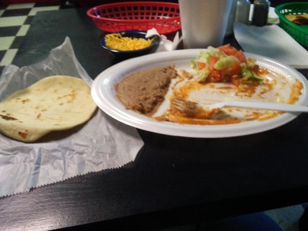 Chuys Take Out | 410 W Hondo Ave, Devine, TX 78016, USA | Phone: (830) 663-9300