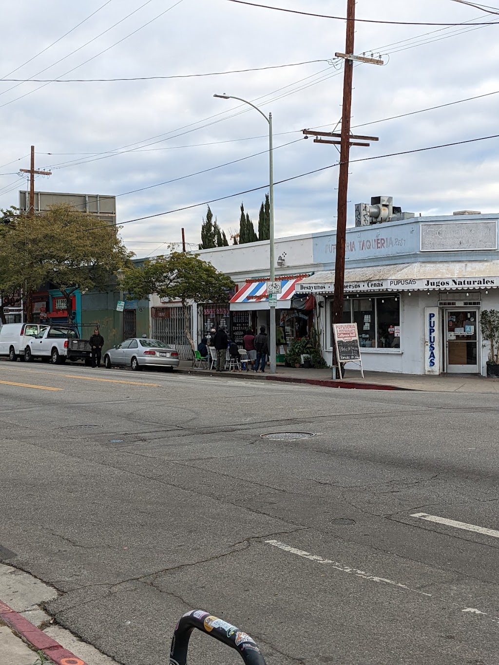 Felix The cuts Barber Shop | 802 Virgil Ave, Los Angeles, CA 90029, USA | Phone: (323) 660-4876