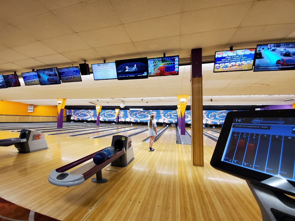 Lokay Lanes | 2127 Mosside Blvd, Monroeville, PA 15146, USA | Phone: (412) 372-3046