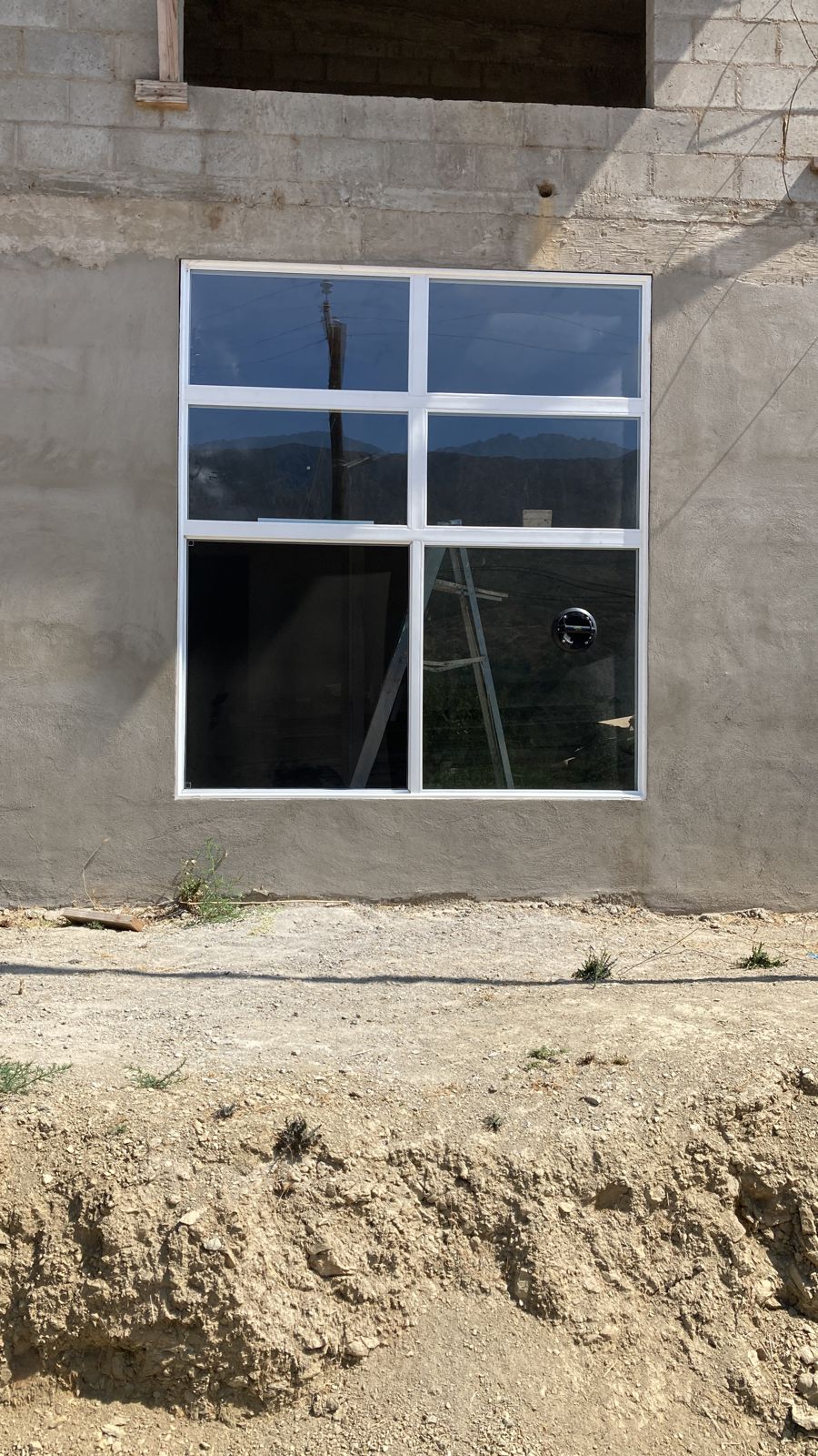 Vidriera La Mision Glass Shop | Felipe Crosthwaite, 22746 Santa Anita, B.C., Mexico | Phone: 646 596 0925