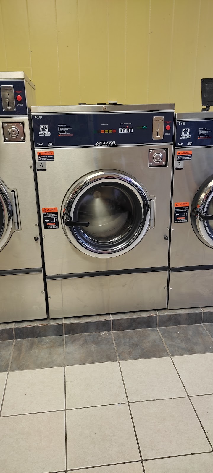 Wash And Go Laundromat | 257 Hillside Ave, Leonia, NJ 07605, USA | Phone: (201) 592-0028