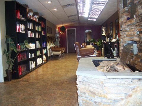 ​Fulton & Susies Full Service Salon | 910 Swinehart Rd, Boyertown, PA 19512, USA | Phone: (610) 367-9686