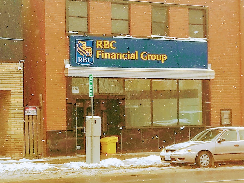 RBC Royal Bank | 8170 Cummington Square W, Niagara Falls, ON L2G 6V9, Canada | Phone: (905) 295-4301