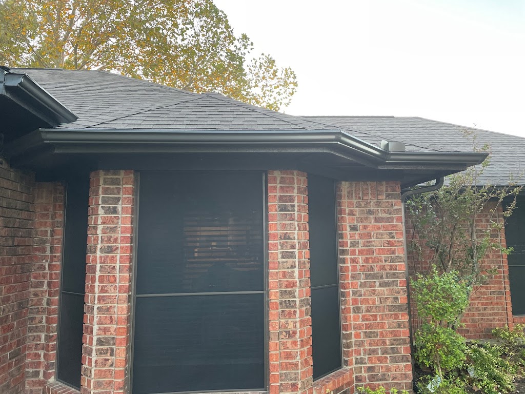 Custom Flow seamless rain gutters | 103 Frontier Ct, Azle, TX 76020, USA | Phone: (682) 258-4304