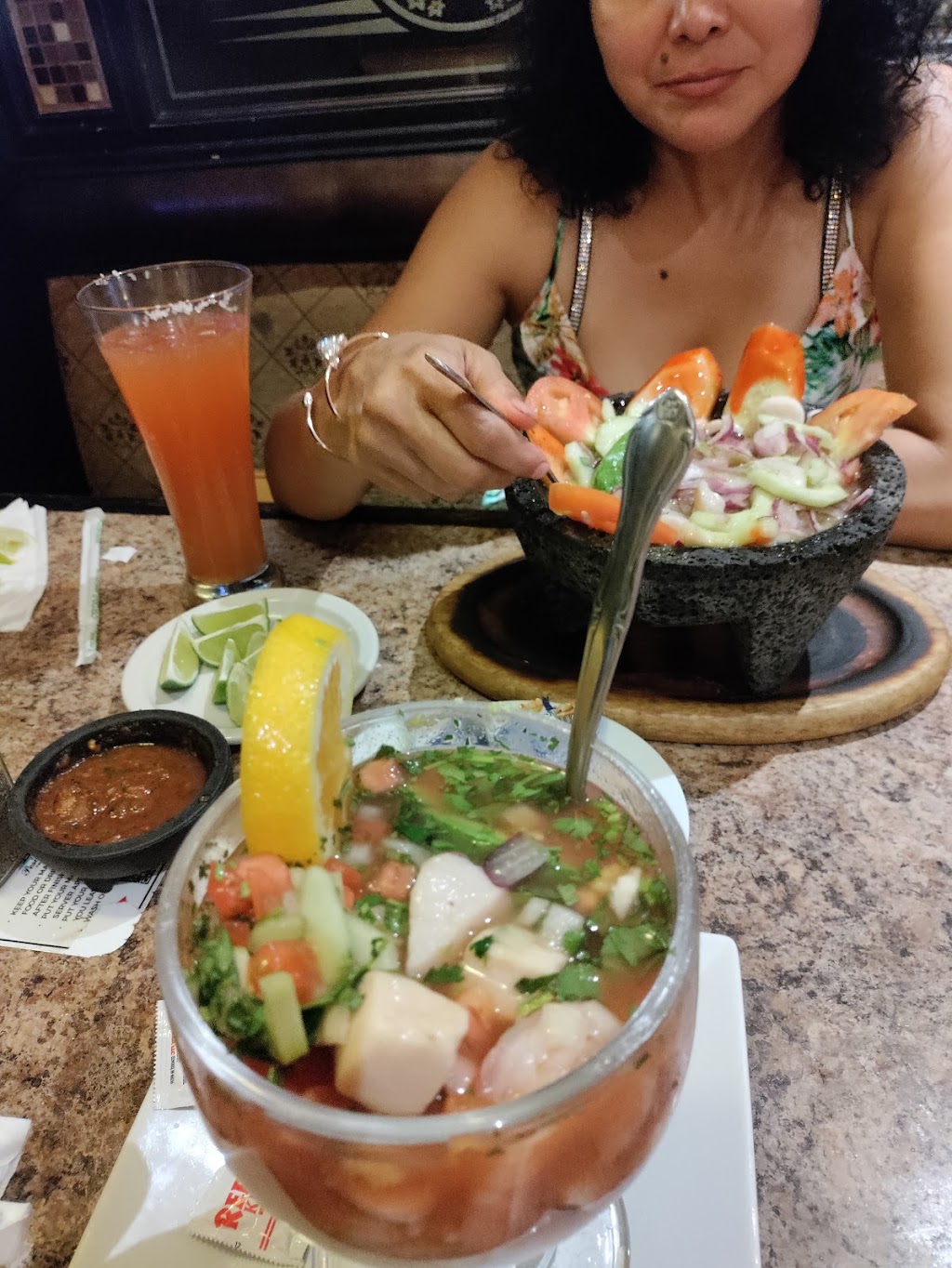 El Pescador | 9535 Long Beach Blvd, South Gate, CA 90280, USA | Phone: (323) 564-7993