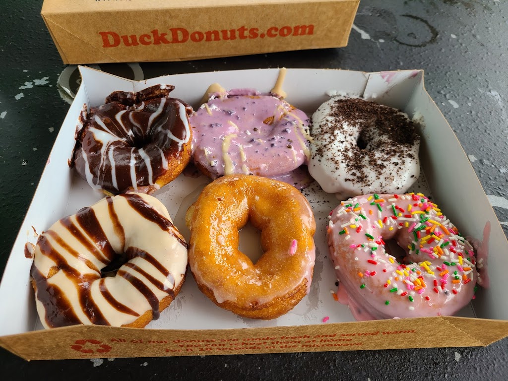 Duck Donuts | 233 Laskin Rd, Virginia Beach, VA 23451, USA | Phone: (757) 962-1990