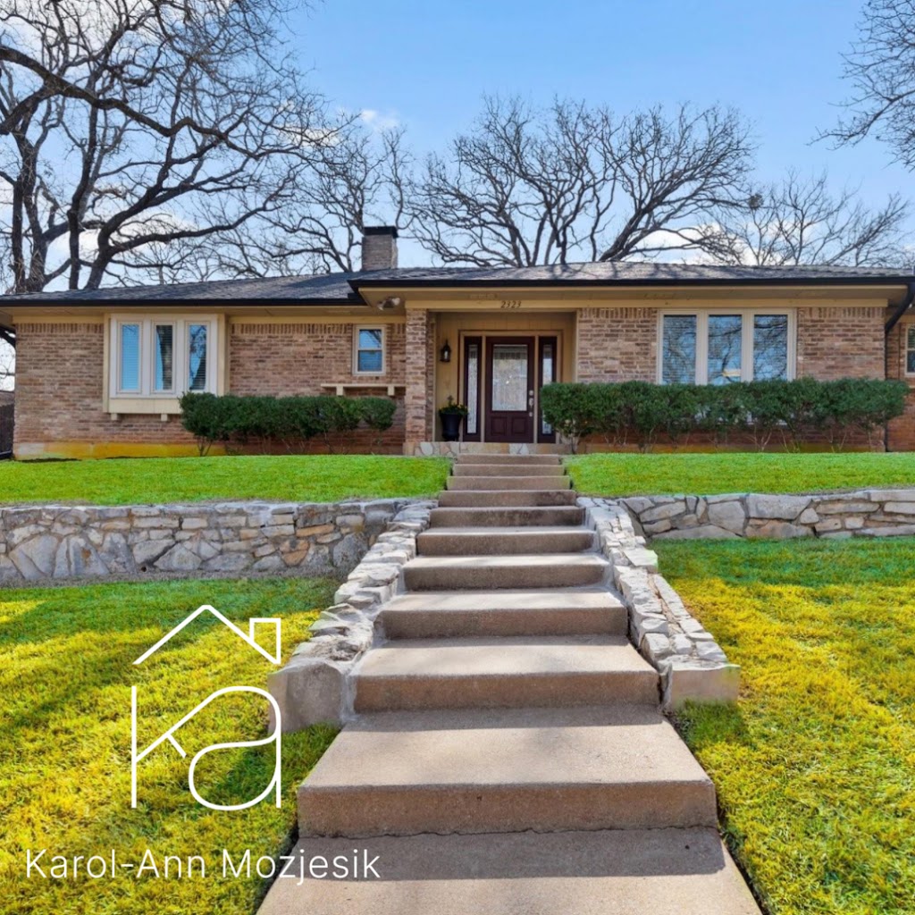 Karol-Ann Mozjesik, Realtor Dallas Arlington | 550 Reserve St Suite 650, Southlake, TX 76092, USA | Phone: (214) 693-6034