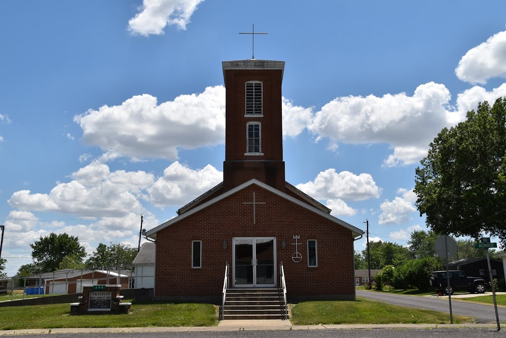 Friedens United Church of Christ | 240 E Monroe St, Hecker, IL 62248, USA | Phone: (618) 473-2214
