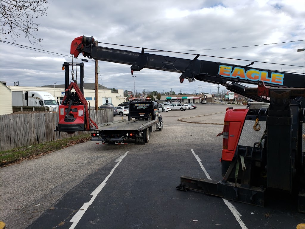 Eagle Towing | 12191 Deerhill Ct, Midlothian, VA 23112, USA | Phone: (804) 790-0222