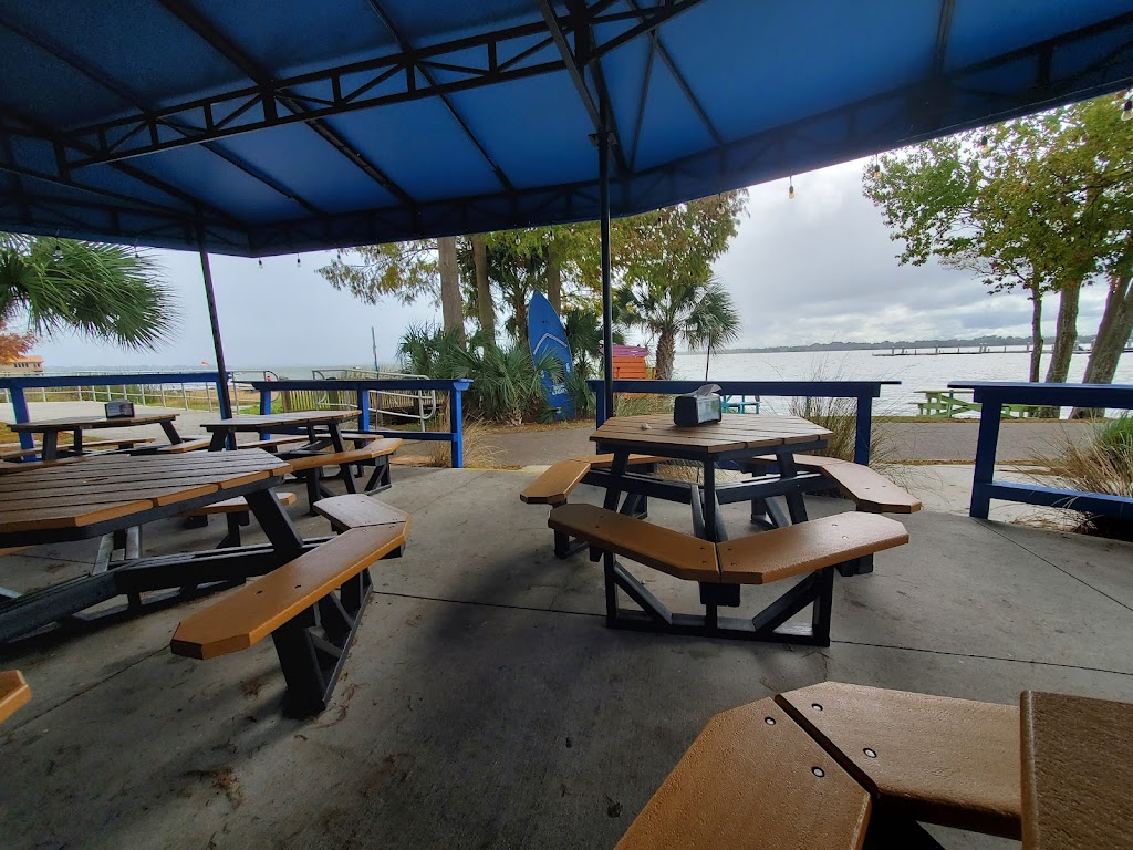 Kalua Beach Bar | Photo 1 of 10 | Address: 181 S Joanna Ave, Tavares, FL 32778, USA | Phone: (352) 609-5910