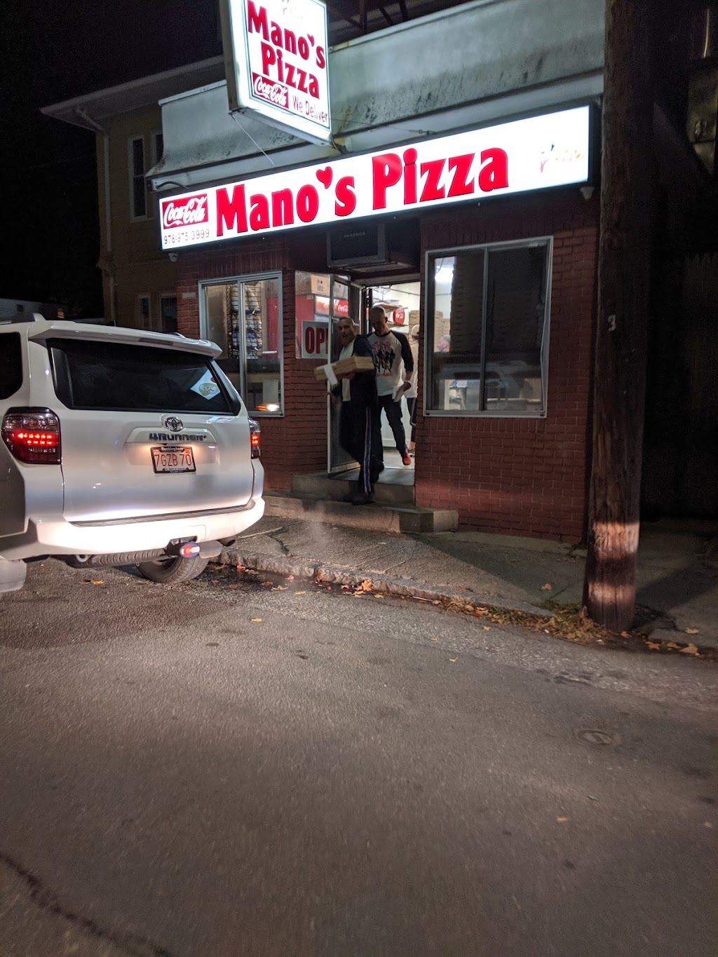 Manos Pizza | 5 Haverhill St, Methuen, MA 01844, USA | Phone: (978) 975-3999