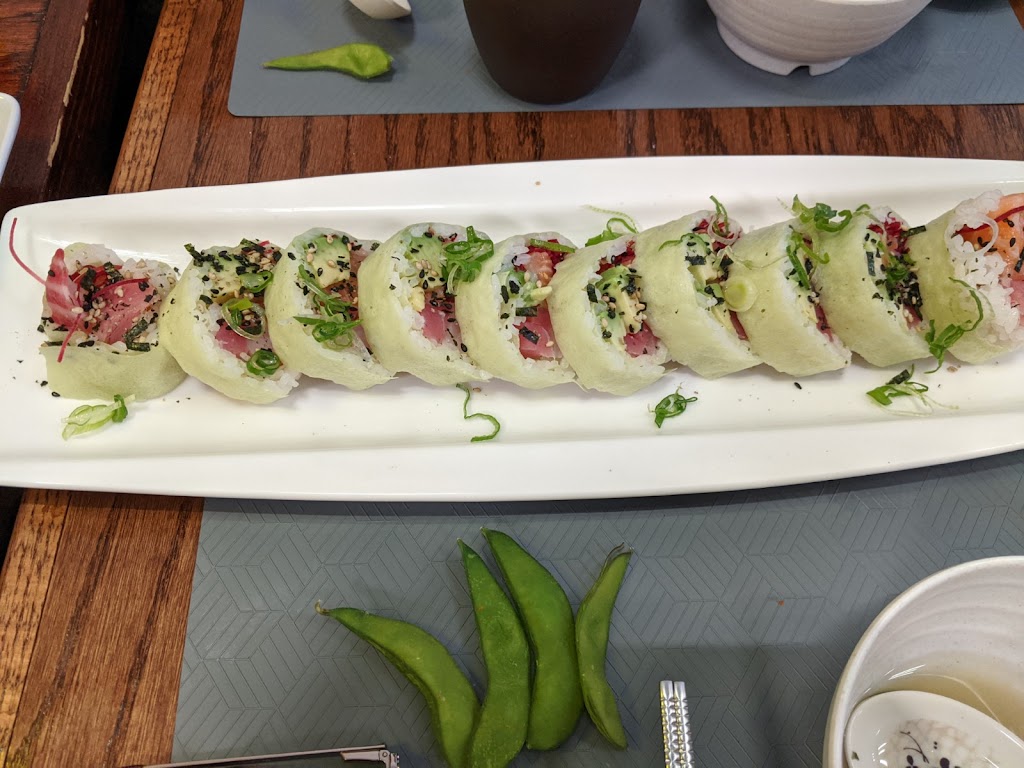 Yoi Tomo Sushi Restaurant | 559 Livingston St, Norwood, NJ 07648, USA | Phone: (201) 750-8888