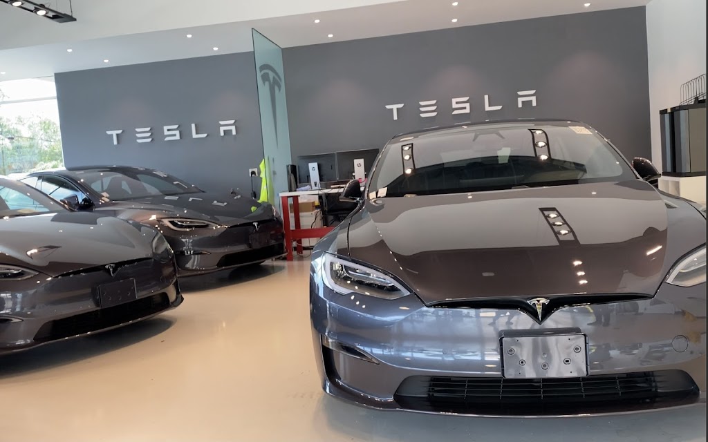 Tesla | 4835 River City Dr #105, Jacksonville, FL 32246, USA | Phone: (904) 380-9979