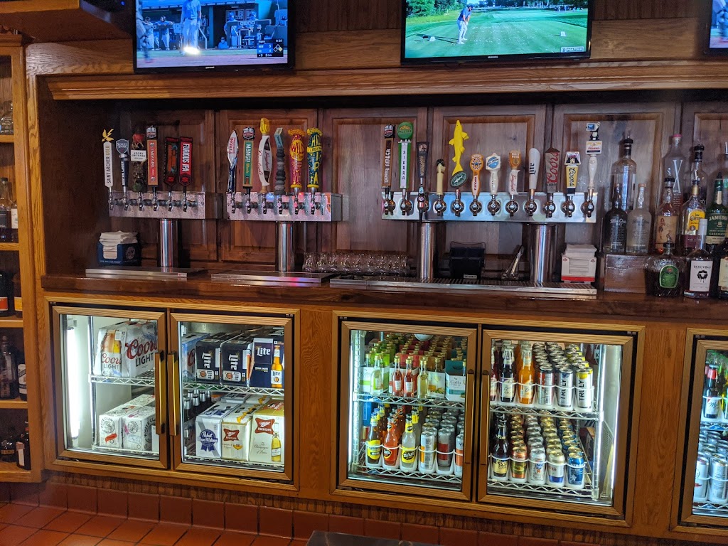 Dicks Bar & Grill | 205 Central Ave, Osseo, MN 55369 | Phone: (763) 425-7400