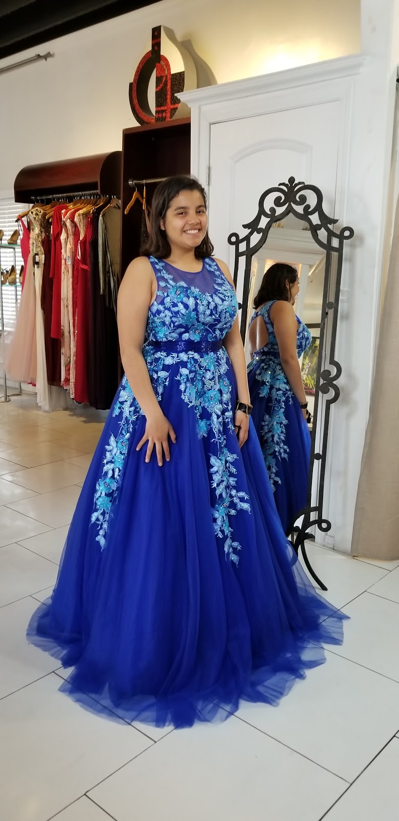 Rubys Collection | 7600 Eastern Ave, Bell Gardens, CA 90201, USA | Phone: (323) 522-1711