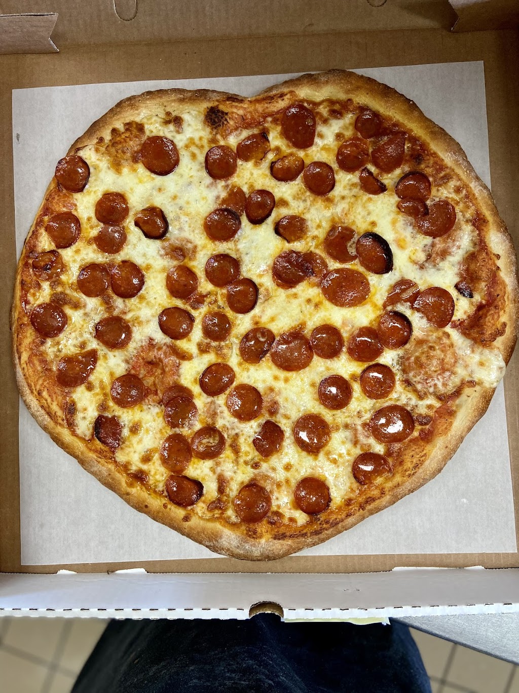 Just Pizza & Wing Co. | 5090 Genesee St, Cheektowaga, NY 14225, USA | Phone: (716) 683-8000