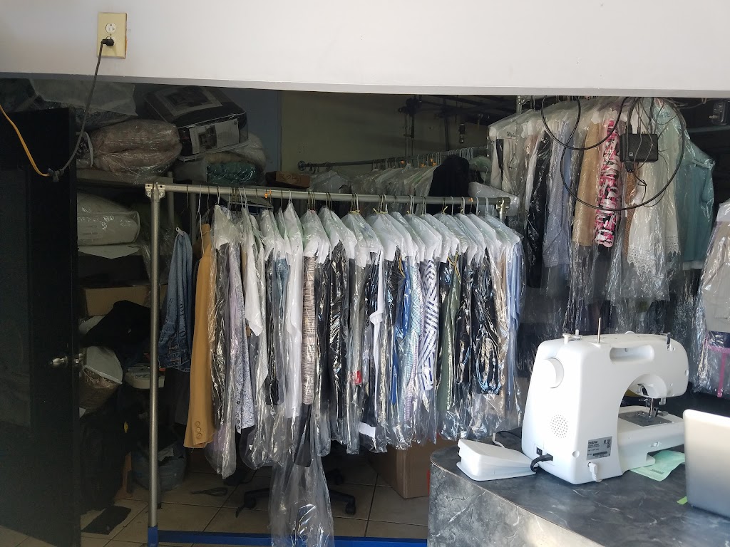 Royal Touch Dry Cleaners | 4525 Conroy Rd, Orlando, FL 32811, USA | Phone: (407) 649-3311