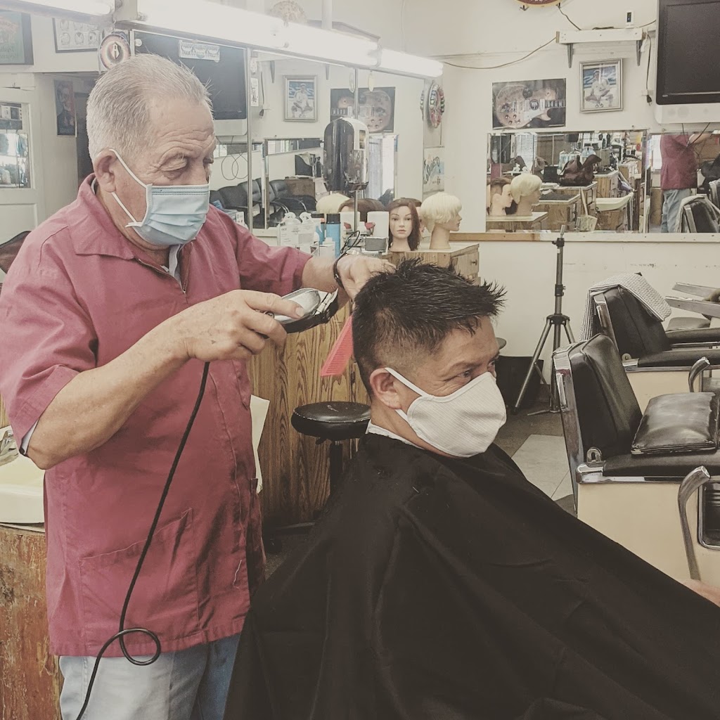 El Arte Barber Shop | 2309 Maple Ave, Los Angeles, CA 90011, United States | Phone: (213) 747-3407