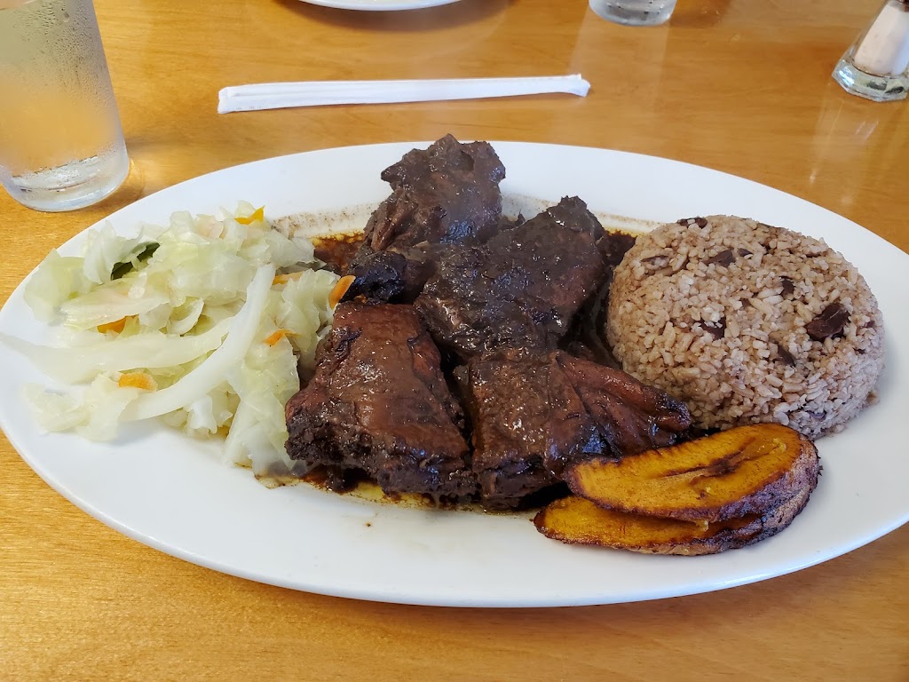 Country Pepper Jamaican Restaurant | 686 Peachtree Industrial Blvd #200, Suwanee, GA 30024, USA | Phone: (678) 765-6070