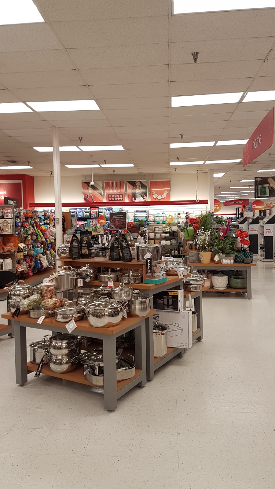 T.J. Maxx | 18295 Brookhurst St, Fountain Valley, CA 92708, USA | Phone: (714) 964-6100