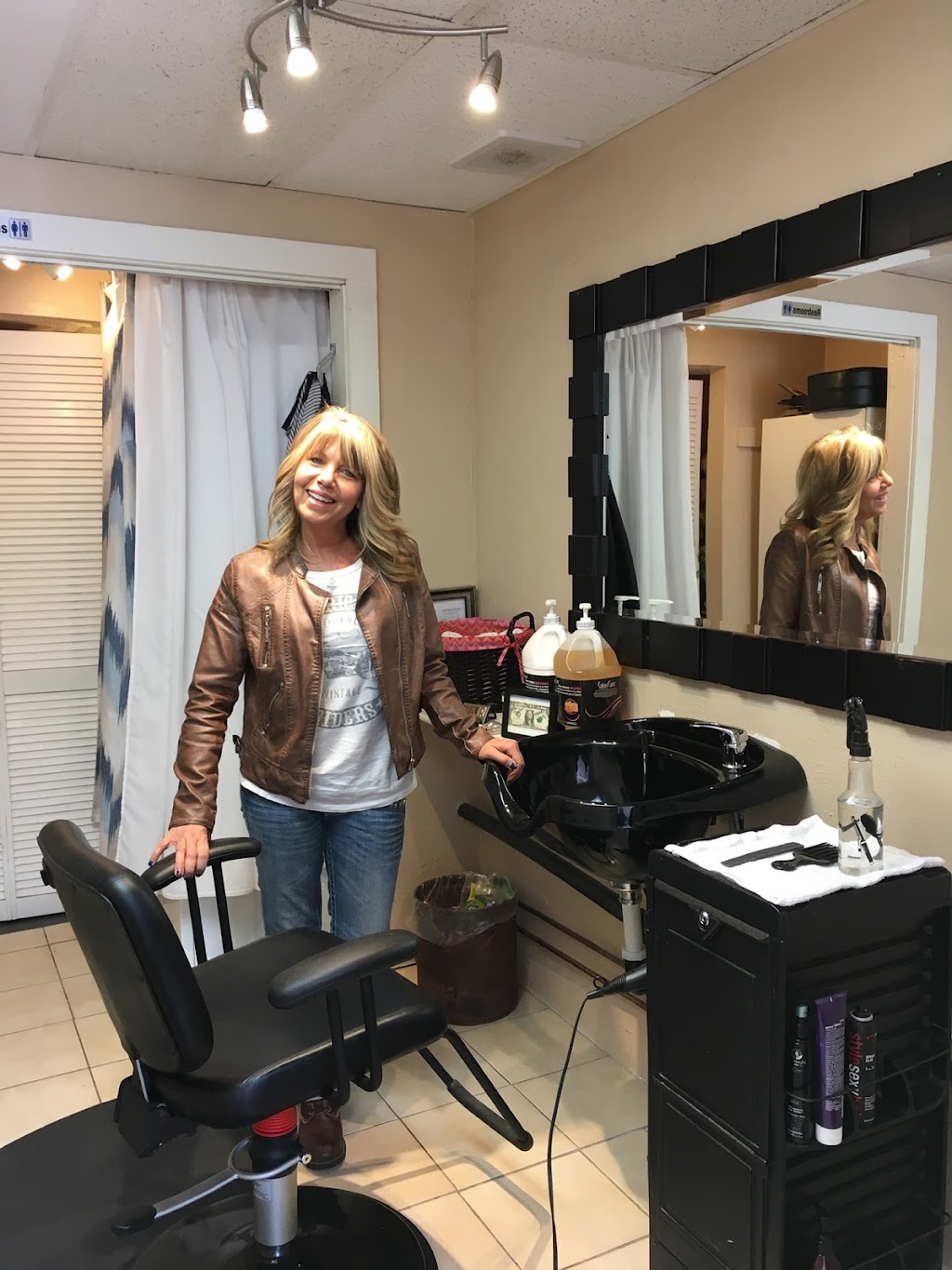 Heidi’s Hair Studio | 26030 CO-74, Kittredge, CO 80457 | Phone: (303) 981-6822