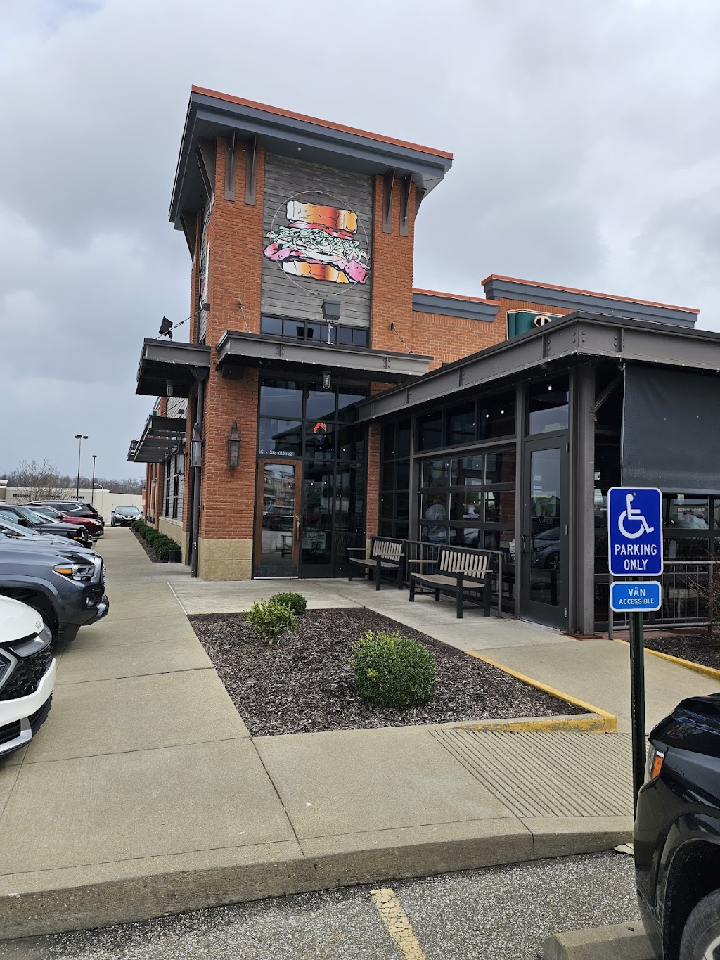 Primanti Bros. Restaurant and Bar | 255 Cabela Dr, Triadelphia, WV 26059, USA | Phone: (304) 909-0239