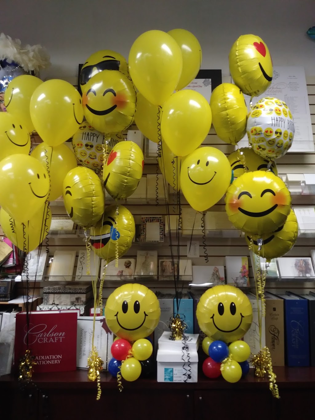 LTM Balloons and Banners | 3102 Victory Rd, Ellenton, FL 34222, USA | Phone: (941) 366-1985