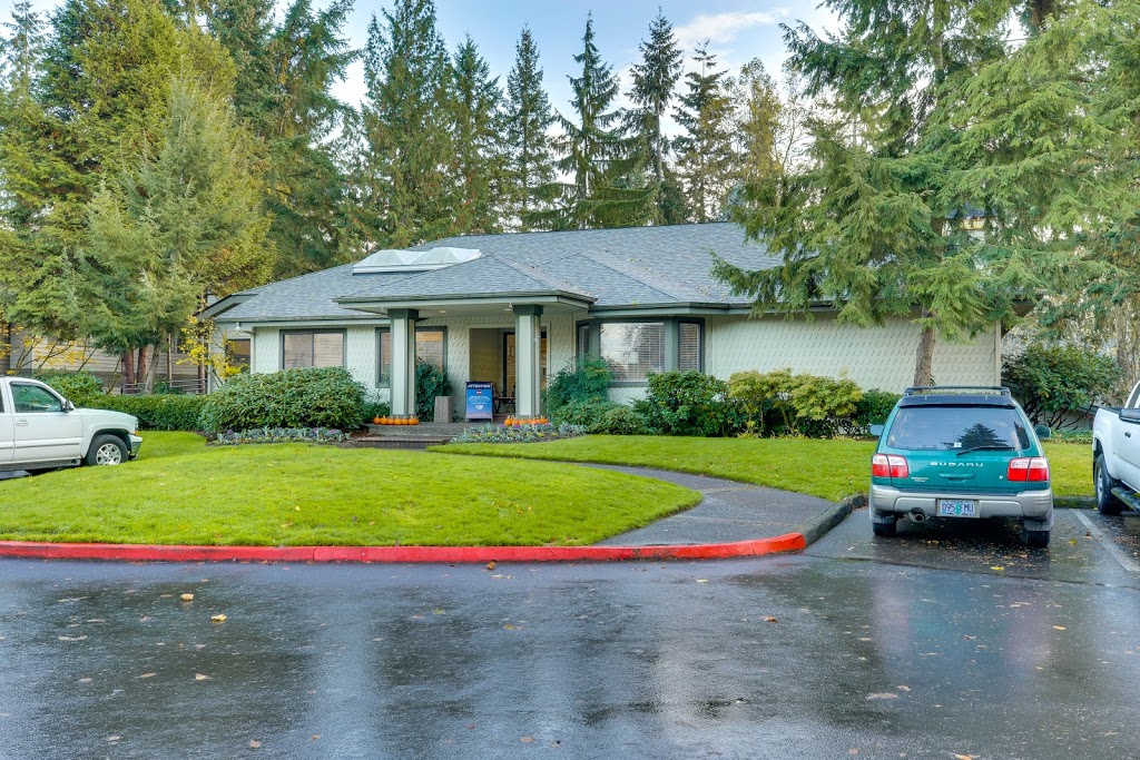 The Lakes Apartments | 18200 NW Cornell Rd, Beaverton, OR 97006, USA | Phone: (503) 966-4208