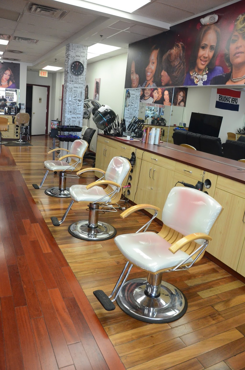 Menas Hair Design | 16925 Torrence Ave, Lansing, IL 60438, USA | Phone: (708) 474-4522