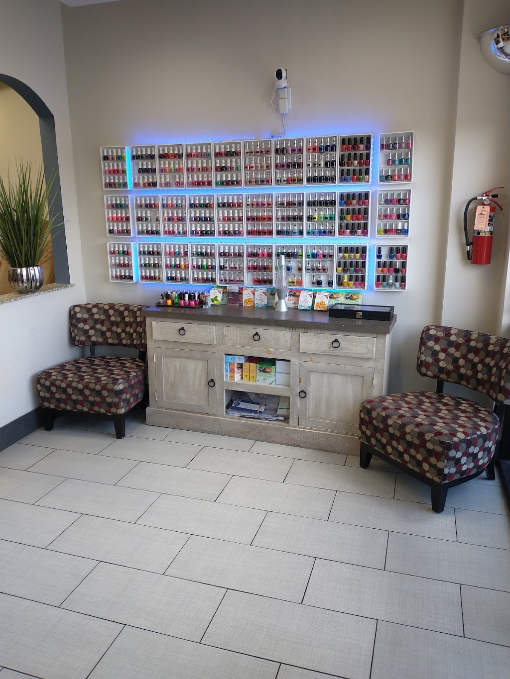 Sky Nails & Lounge | 3003 Texas Pkwy E, Missouri City, TX 77489, USA | Phone: (832) 617-8558