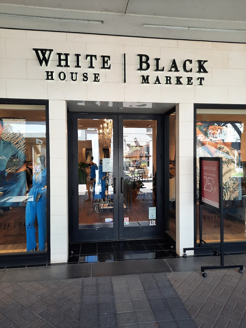 White House Black Market | 2502 E Camelback Rd Suite 131, Phoenix, AZ 85016, USA | Phone: (602) 954-3621