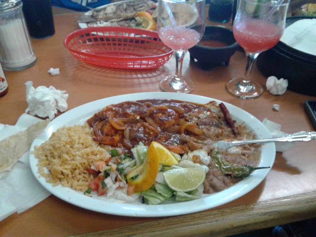 El Chile Picante | 1904 S Main St, Santa Ana, CA 92707, USA | Phone: (714) 557-2514