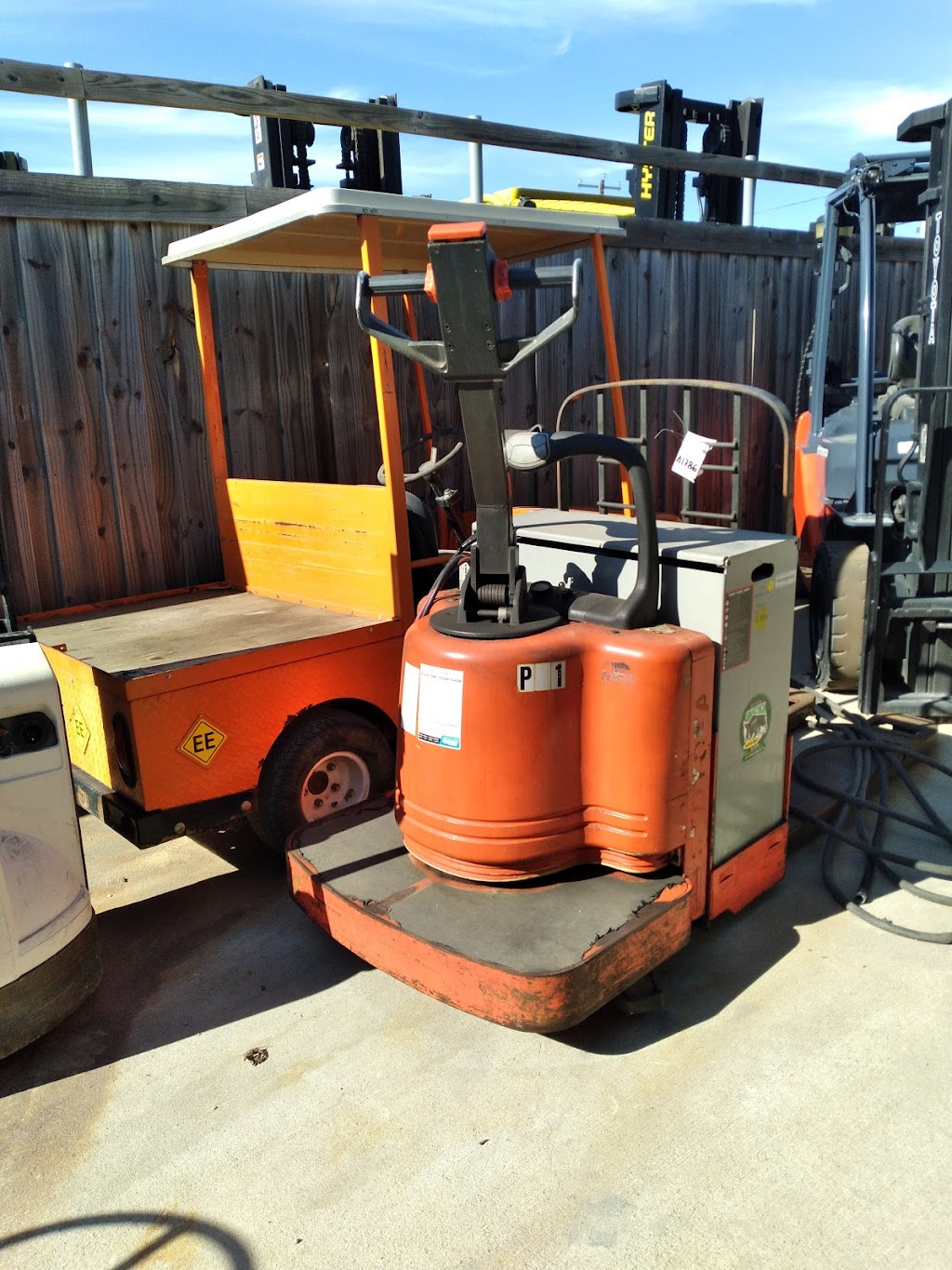 Forklift mechanic/ Automobil mechanic | Fort Worth, TX 76117, USA | Phone: (214) 624-4057